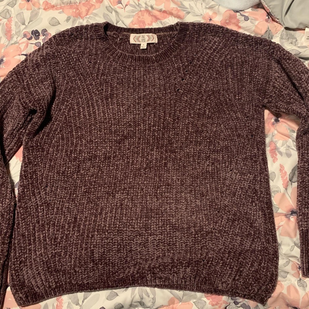 Pink rose sweater